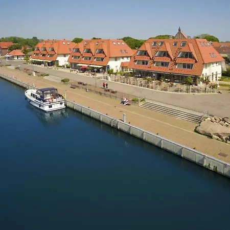 Hafenhaeuser Wiek Ferienwohnung 03 Wiek auf Ruegen