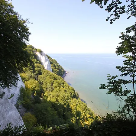 Apartment Hafenhaeuser Wiek Ferienwohnung 03 Wiek auf Ruegen